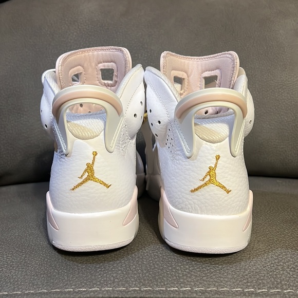 Air Jordan 6 Retro, Pink and White, Size 7 - Picture 2 of 4